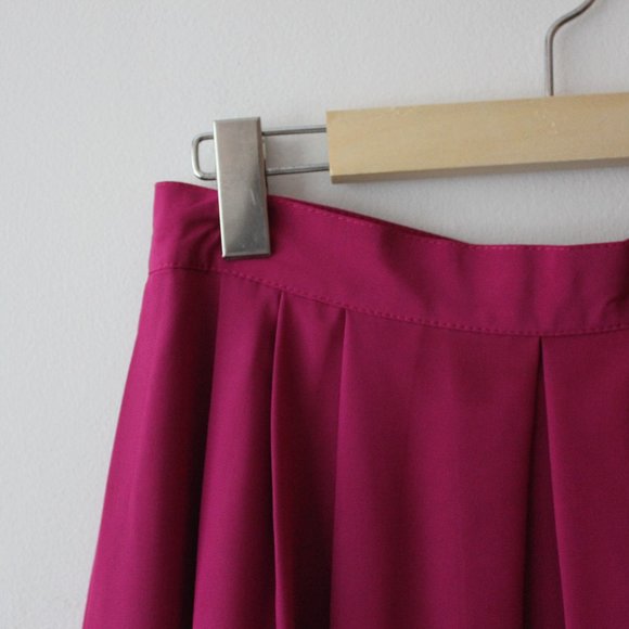 Vintage Magenta Skirt - Picture 14 of 14